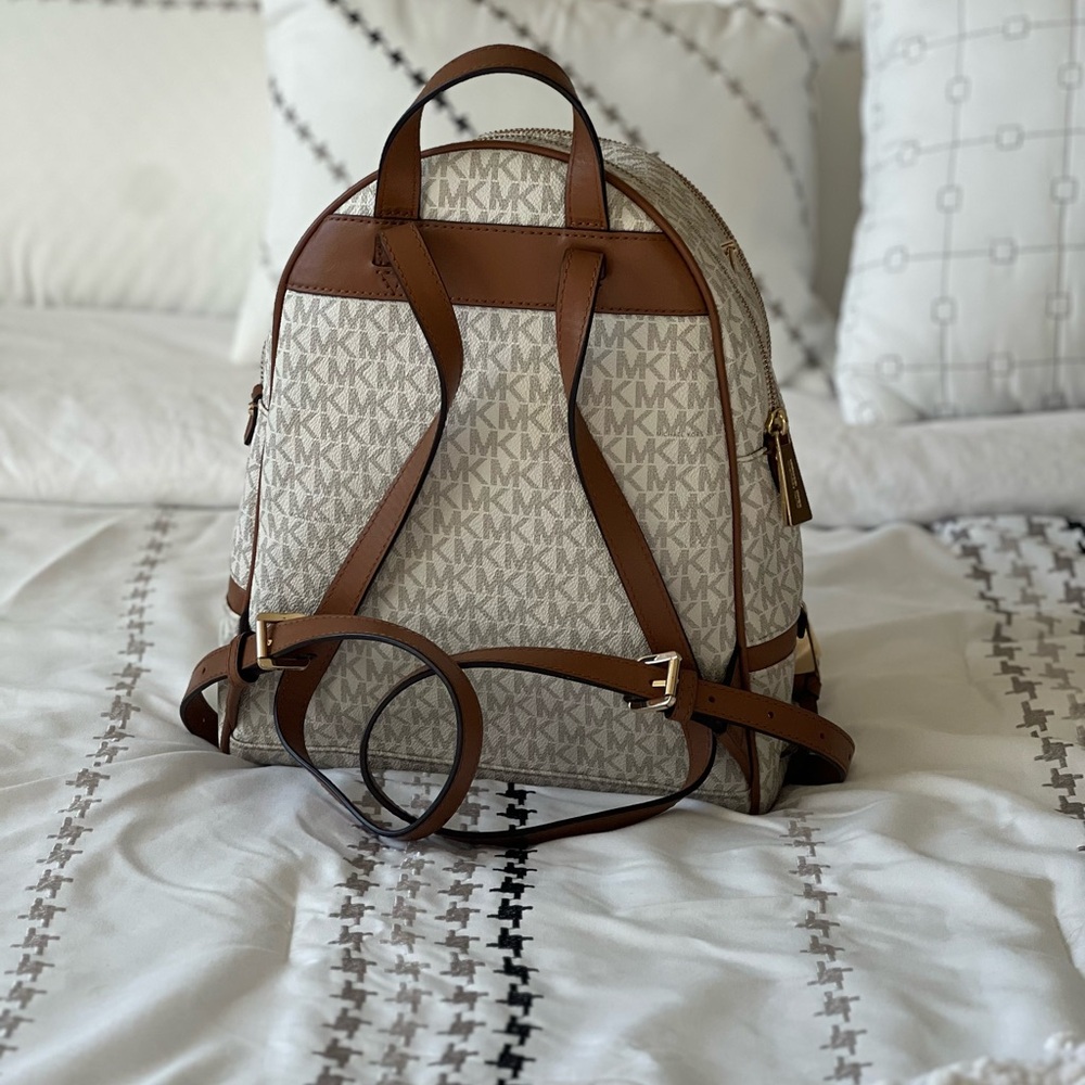 Michael Kors Backpack - Picture 4 of 7